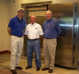 bob-and-dale-miller-1st-state-bank-and-dale (left to right)Bob, Dale Miller (1st State Bank) and Dale with KFFB